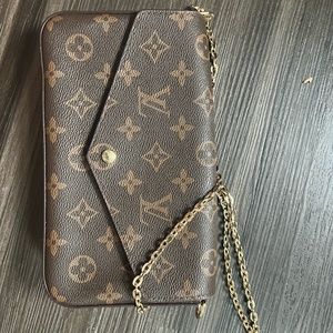 Louis Vuitton Monogram Felicie Pochette Crossbody Bag